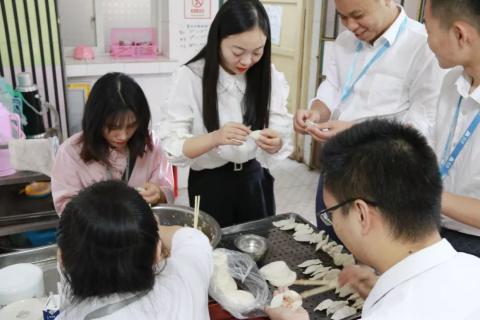 九九重阳 富联娱乐“践行孝道，始于足下”