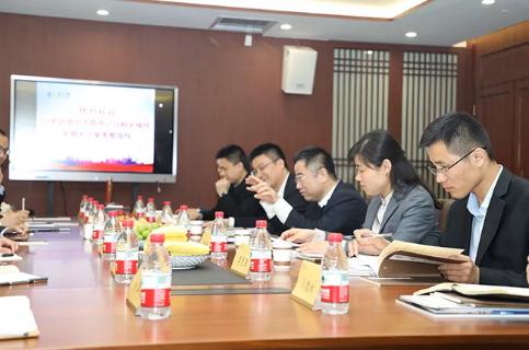 明光市市委书记被富联娱乐企业文化深深感动 | 深入沟通合作空间广阔