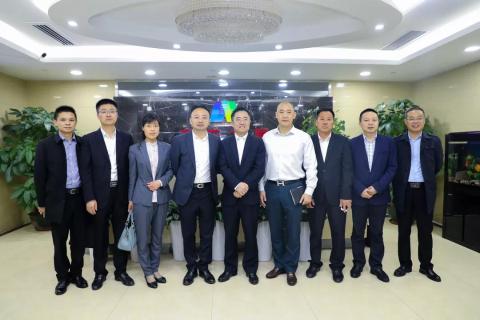 明光市市委书记被富联娱乐企业文化深深感动 | 深入沟通合作空间广阔
