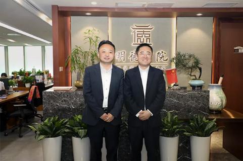 明光市市委书记被富联娱乐企业文化深深感动 | 深入沟通合作空间广阔