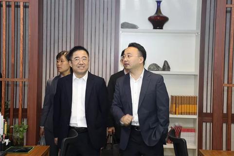 明光市市委书记被富联娱乐企业文化深深感动 | 深入沟通合作空间广阔
